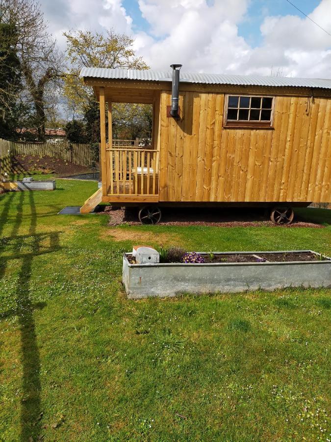 Lucker Mill Shepherds Huts Exterior foto