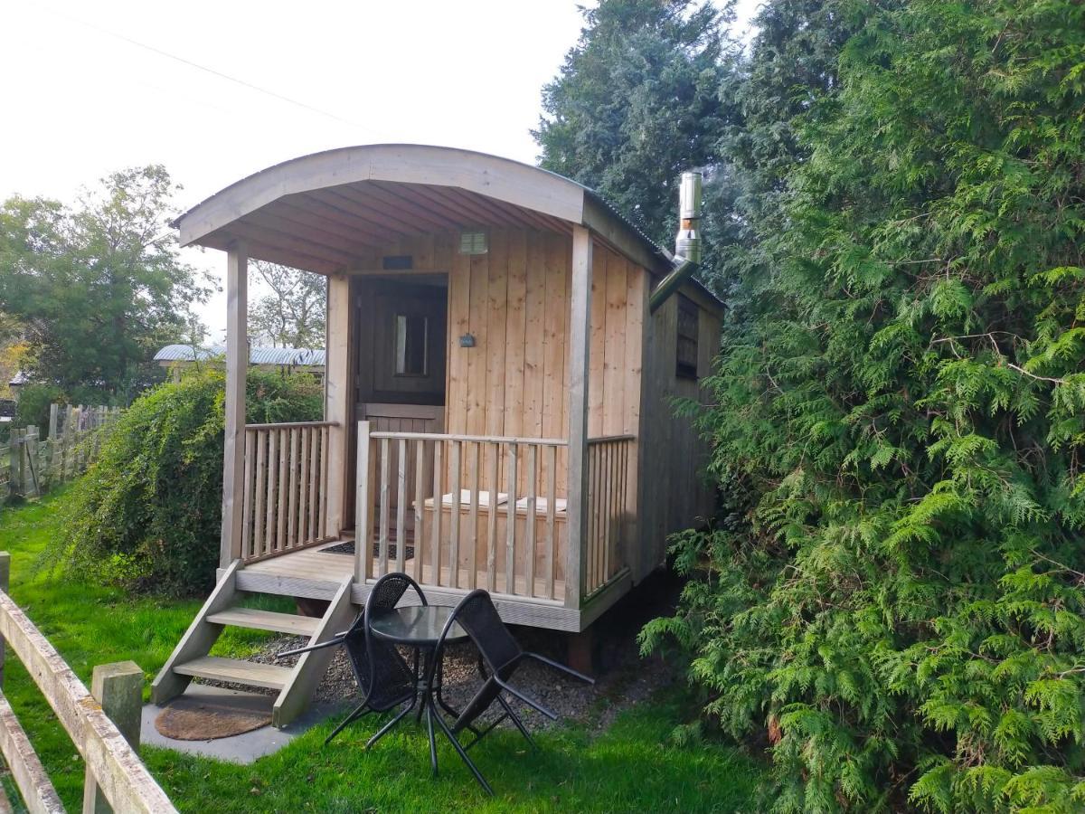 Lucker Mill Shepherds Huts Exterior foto